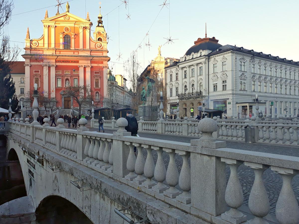 Bed and Breakfast Urban Homy Любляна Екстер'єр фото