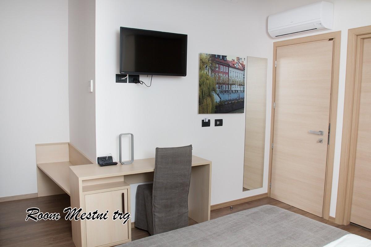 Bed and Breakfast Urban Homy Любляна Екстер'єр фото